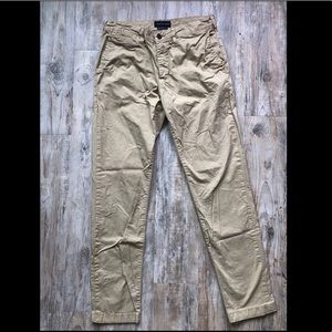American Eagle Khaki Chinos 31/32